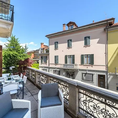 Ricky Apartament
