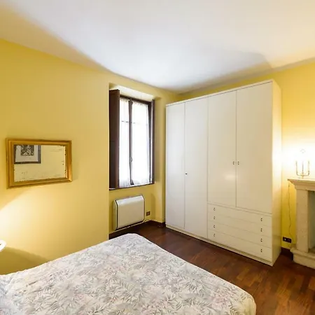 Ricky Apartament *